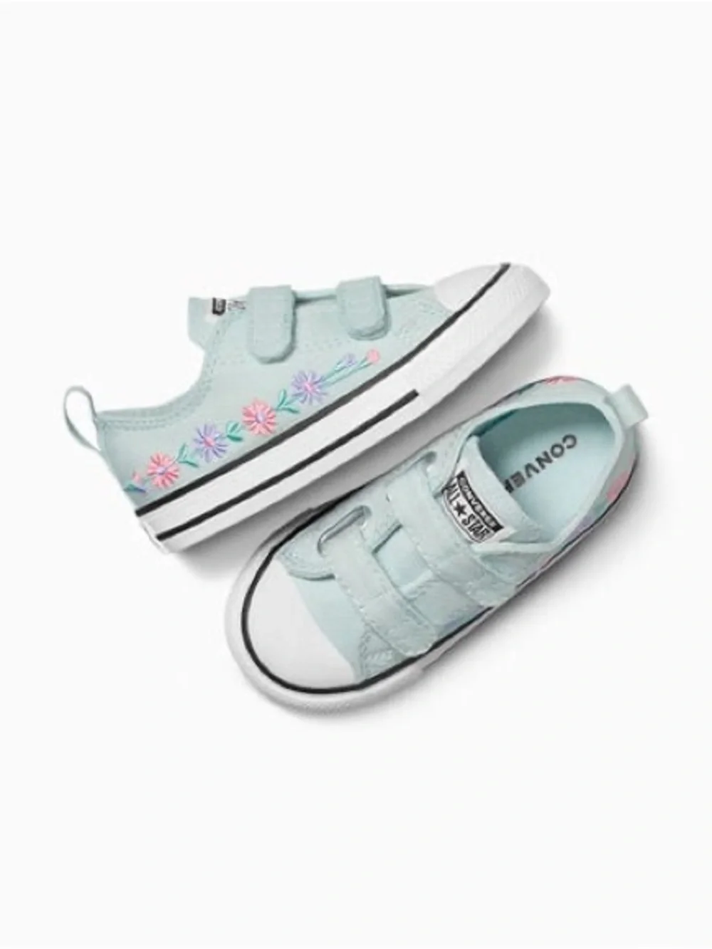 Chuck Taylor All Star Easy-On Embroidered Florals - 2